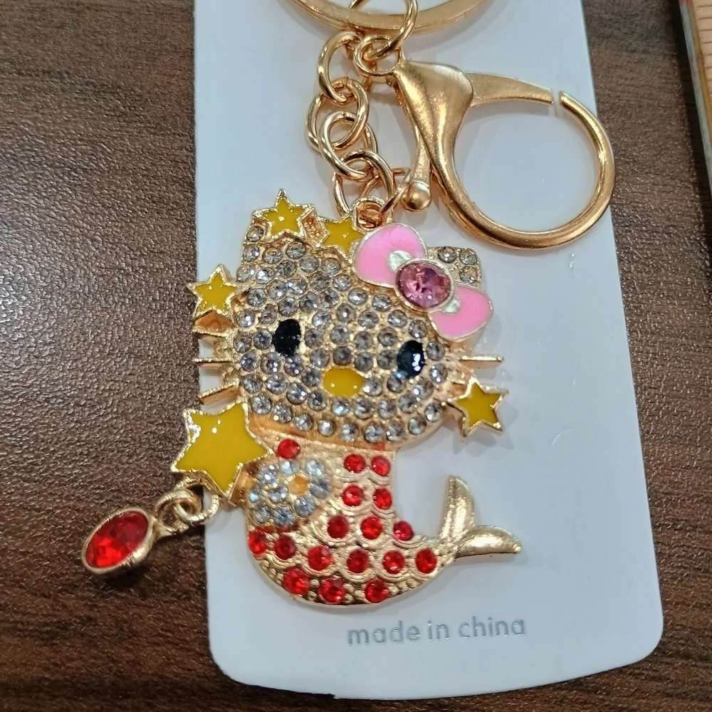 Cute Hello Kitty Keychain with Rhinestones